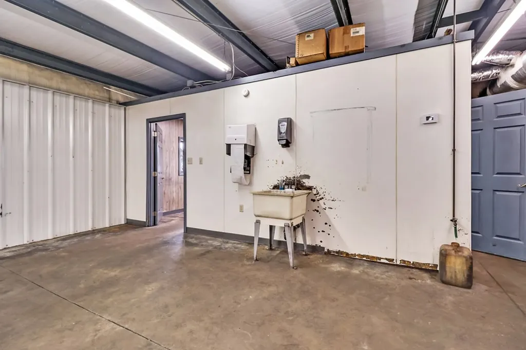 135 Industrial Boulevard Crossville TN 38555