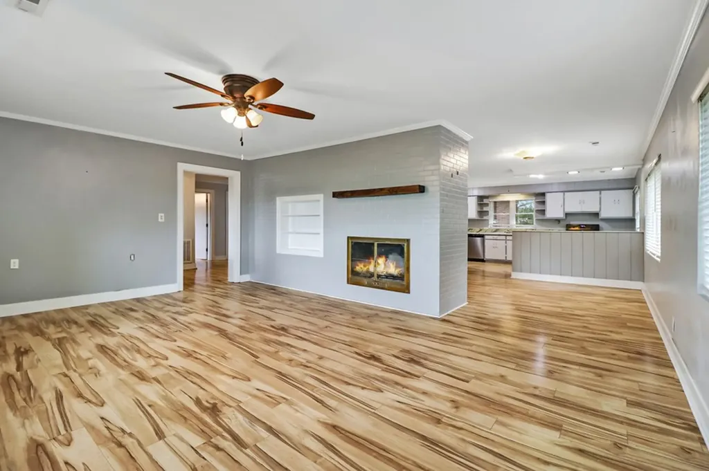 1378 Sparta Highway Crossville TN 38555