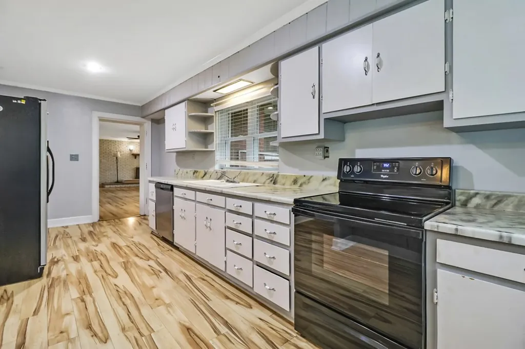 1378 Sparta Highway Crossville TN 38555