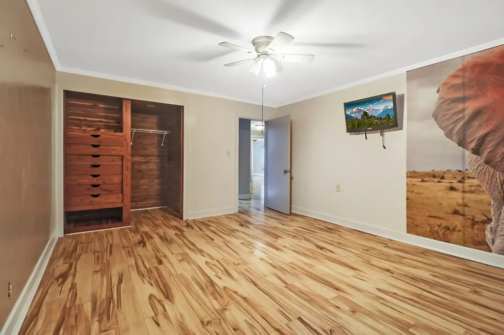 1378 Sparta Highway Crossville TN 38555