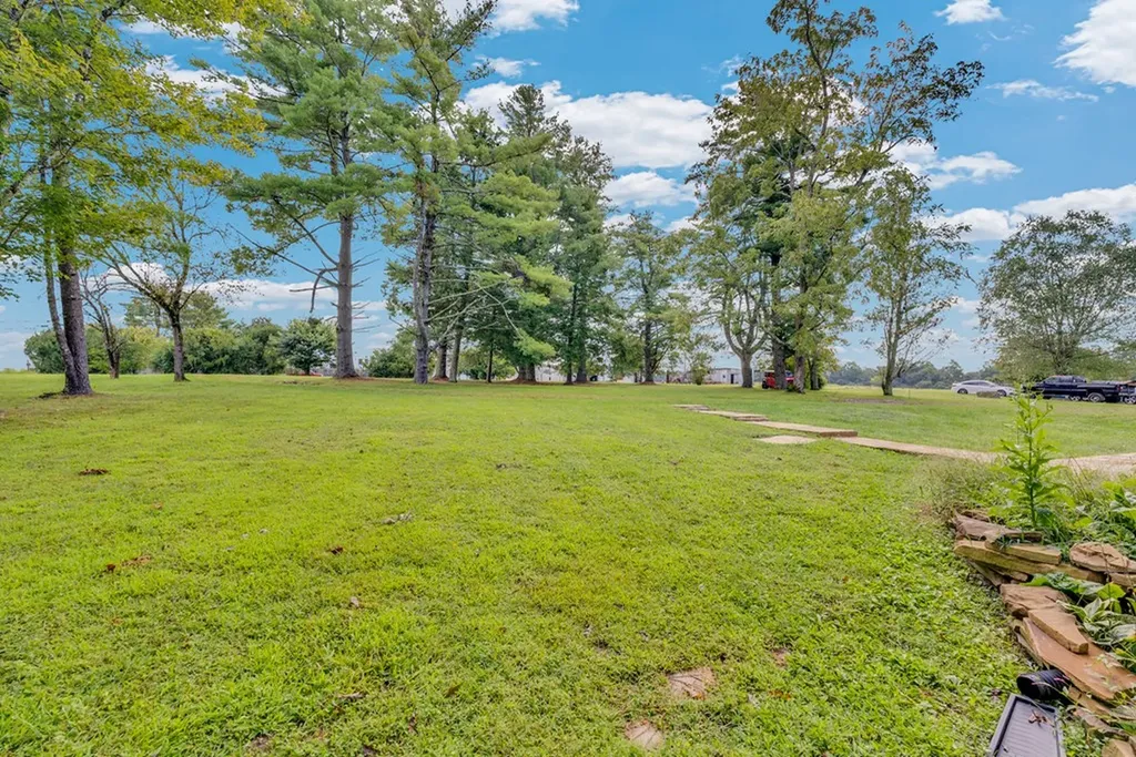 871 Pomona Road Crossville TN 38571