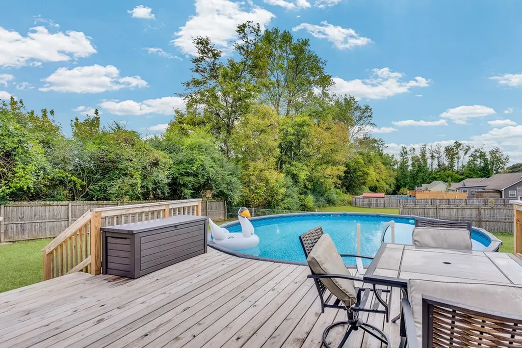 141 Chestnut Street Baxter TN 38544