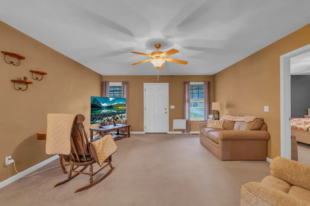 141 Chestnut Street Baxter TN 38544