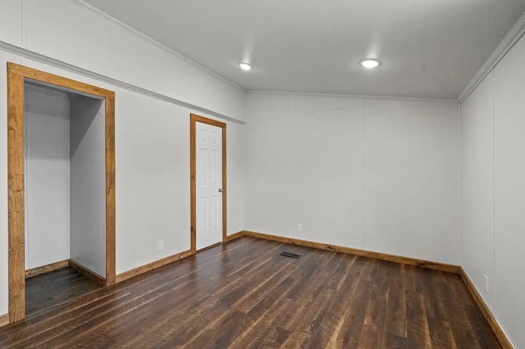 77 Hankins Lane Pikeville TN 37367