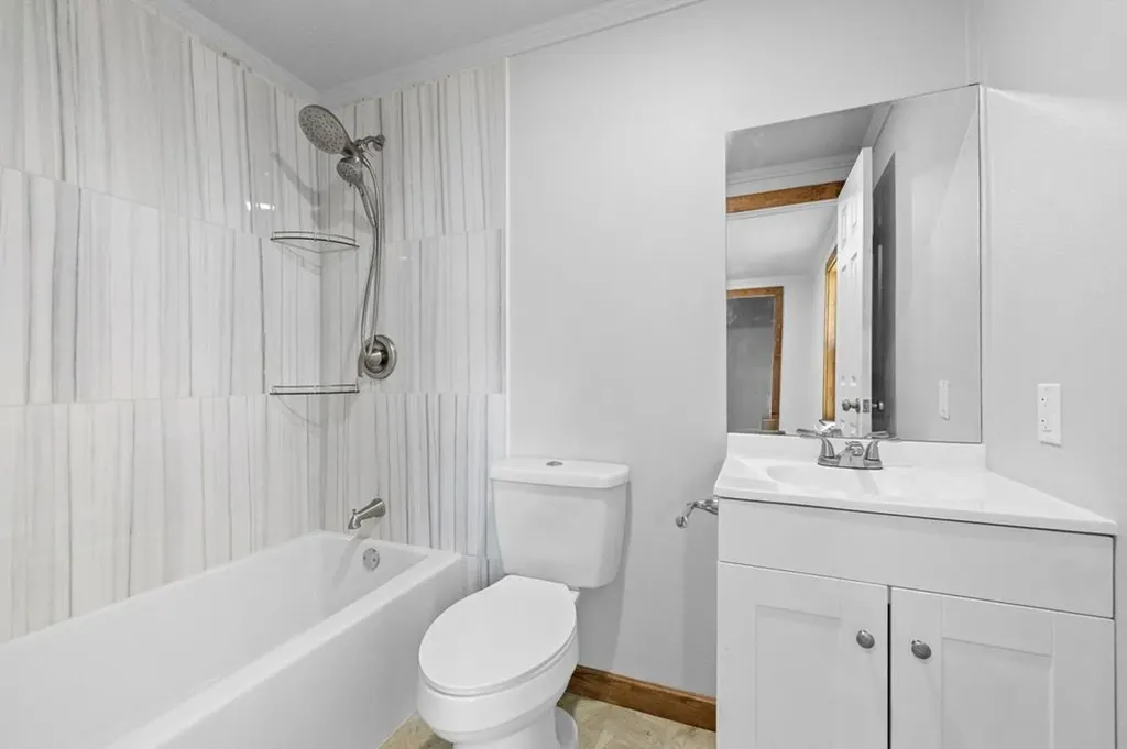 77 Hankins Lane Pikeville TN 37367