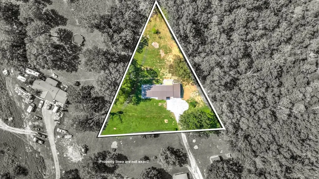 77 Hankins Lane Pikeville TN 37367