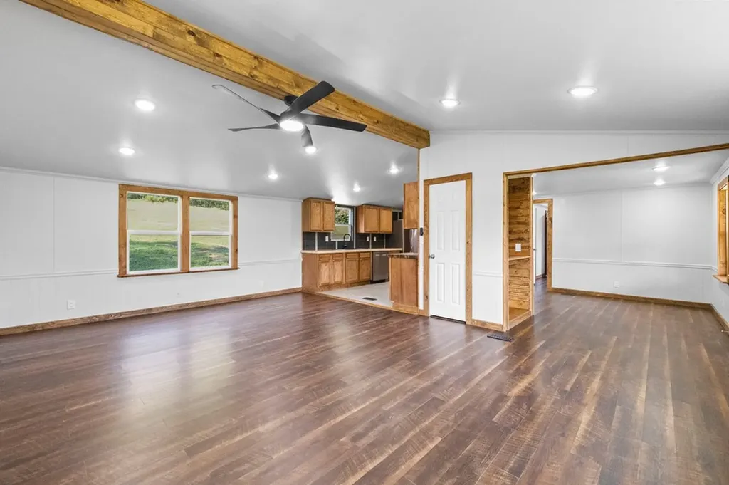 77 Hankins Lane Pikeville TN 37367