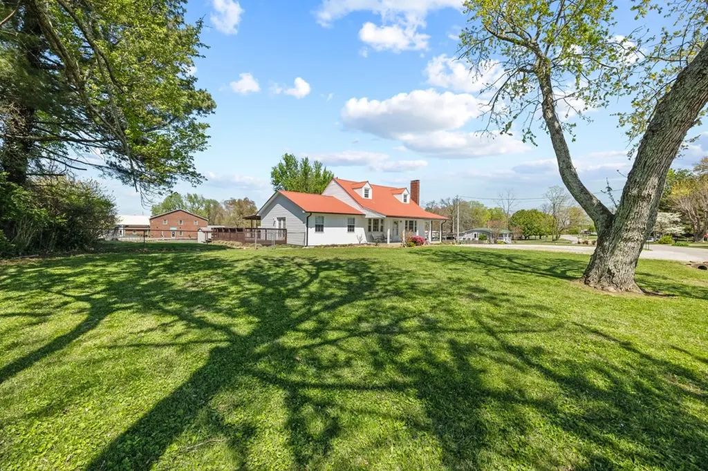 442 Bradley Drive Cookeville TN 38501