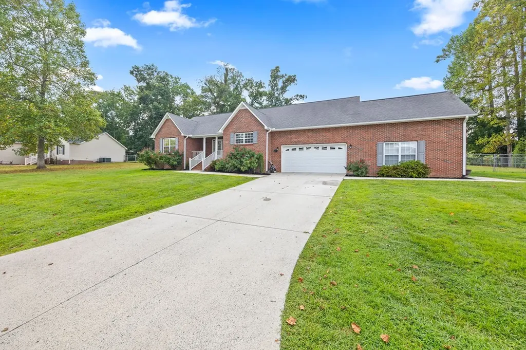 1688 Farmington Drive Cookeville TN 38501