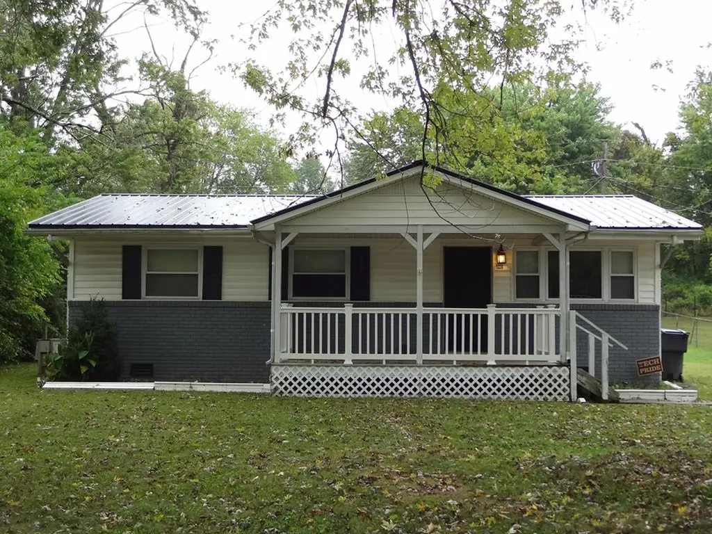 606 E 21st Street Cookeville TN 38501