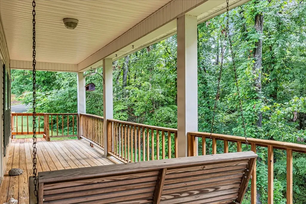 3955 River Road Baxter TN 38544