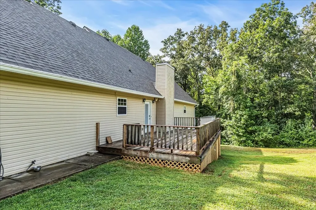 3955 River Road Baxter TN 38544