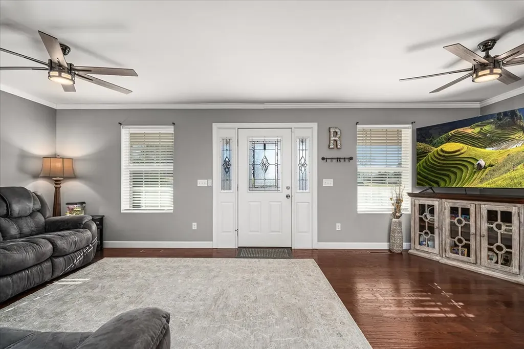 6172 Burgess Falls Road Sparta TN 38583