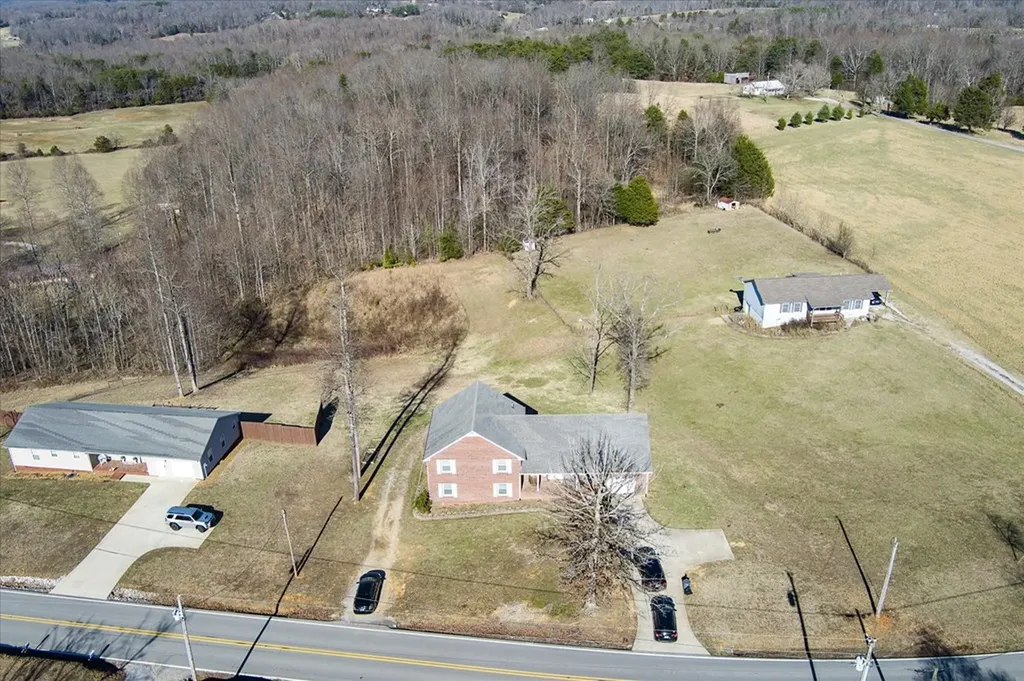 6172 Burgess Falls Road Sparta TN 38583