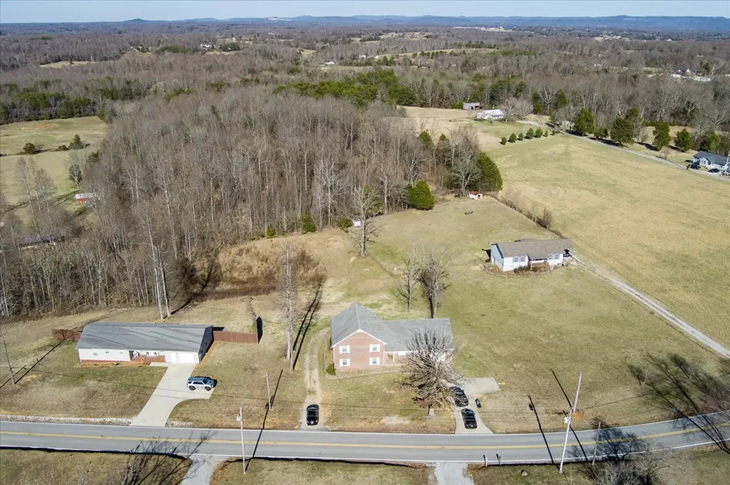 6172 Burgess Falls Road Sparta TN 38583