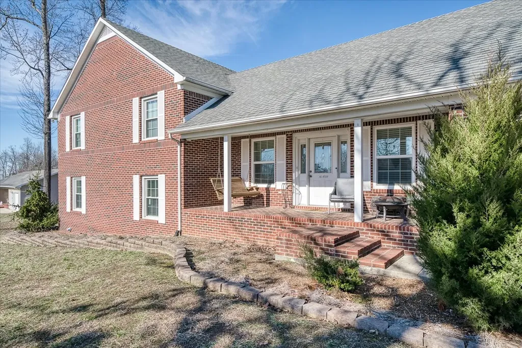 6172 Burgess Falls Road Sparta TN 38583