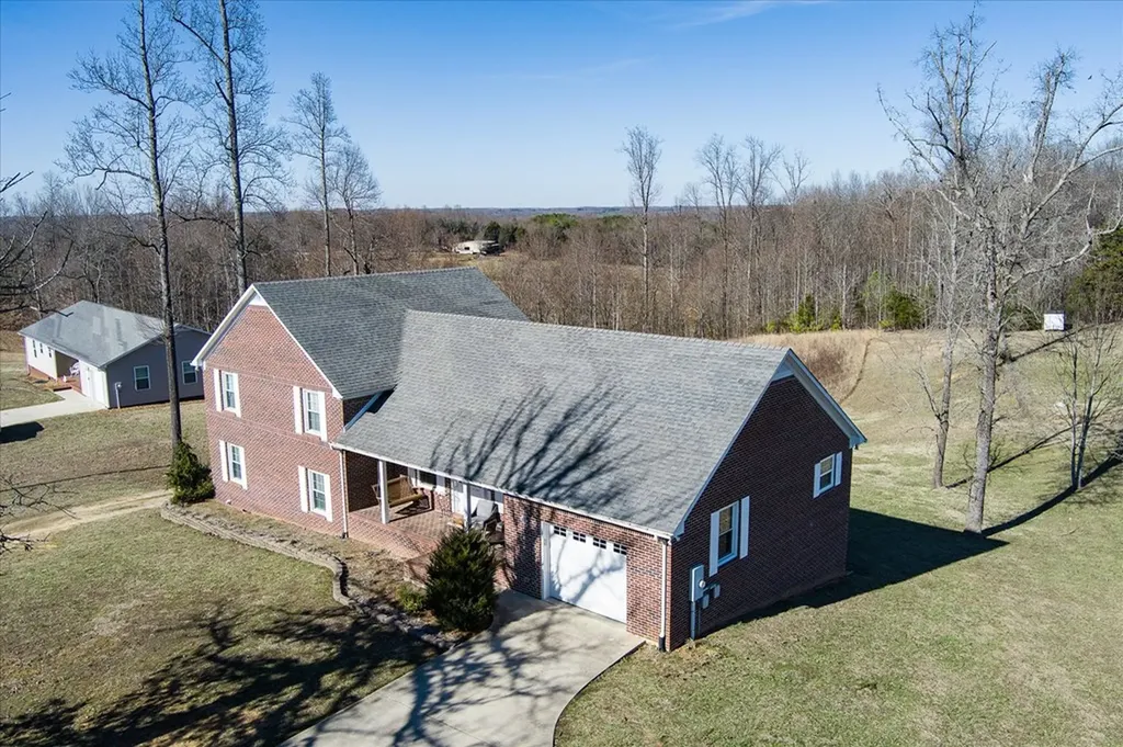 6172 Burgess Falls Road Sparta TN 38583