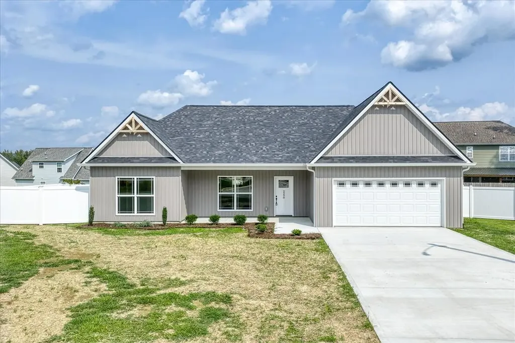 2298 Lopez Court Cookeville TN 38506