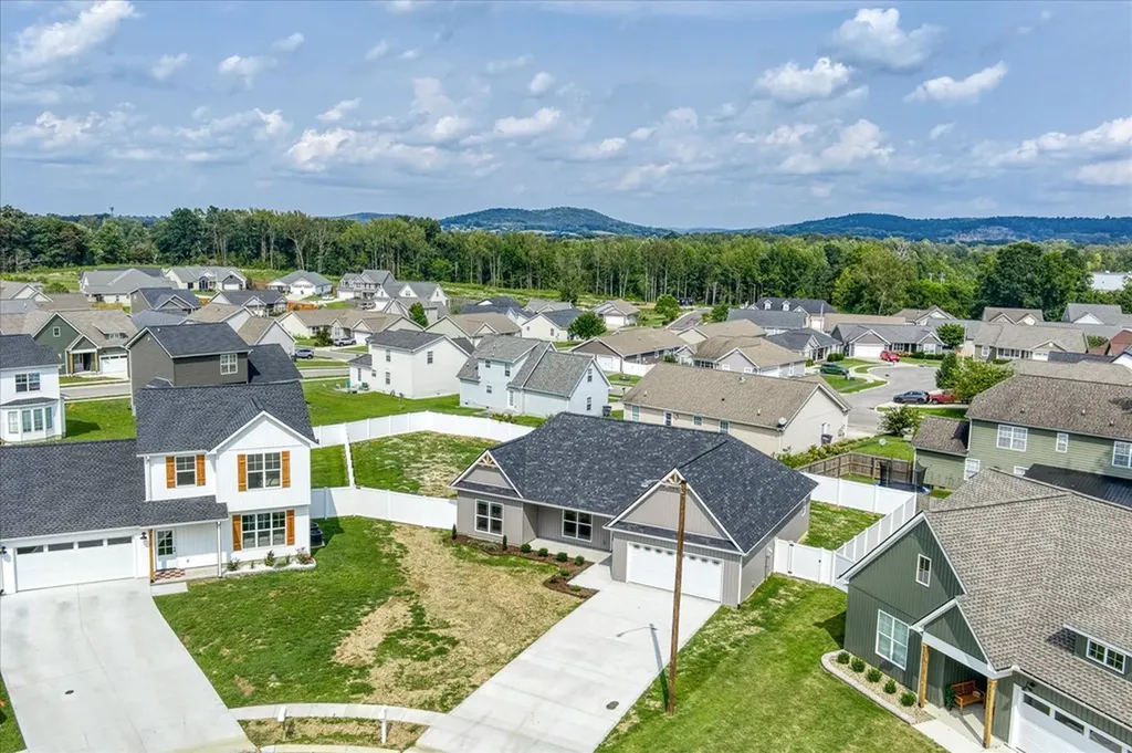 2298 Lopez Court Cookeville TN 38506