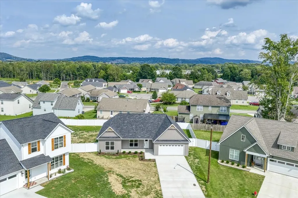 2298 Lopez Court Cookeville TN 38506