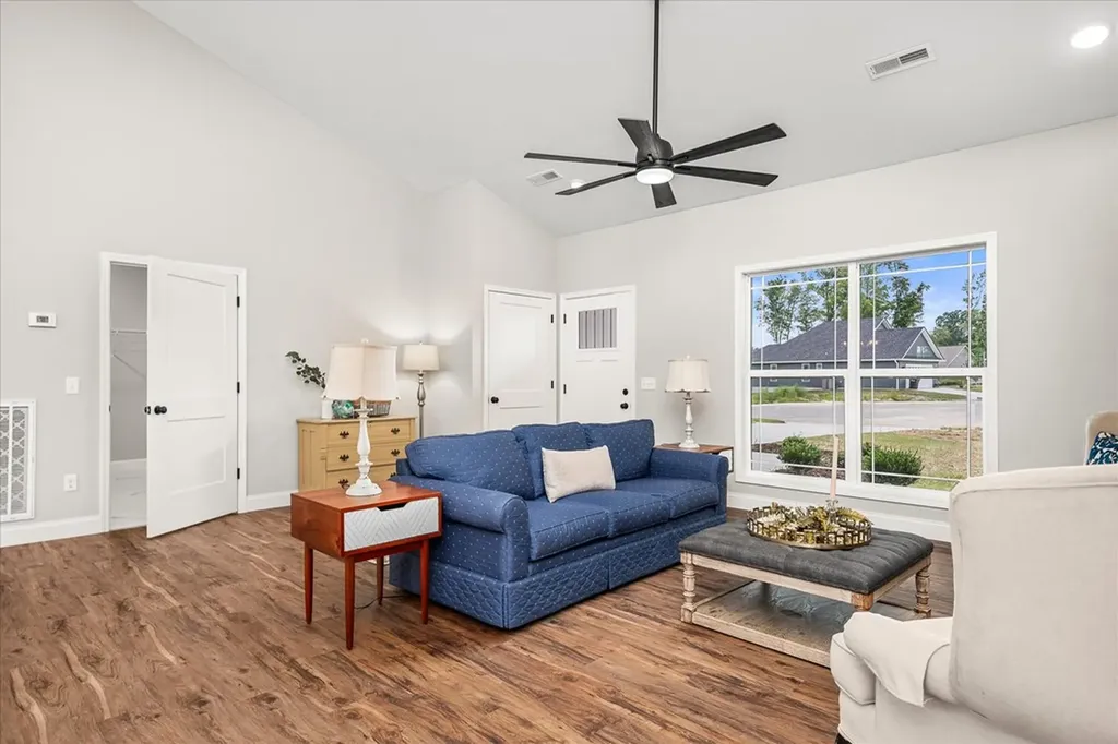 2298 Lopez Court Cookeville TN 38506