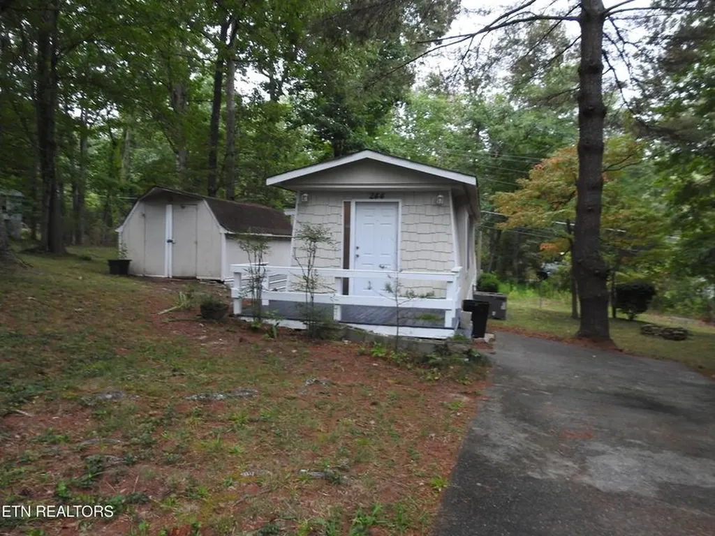 244 Rugby Road Crossville TN 38558-6347