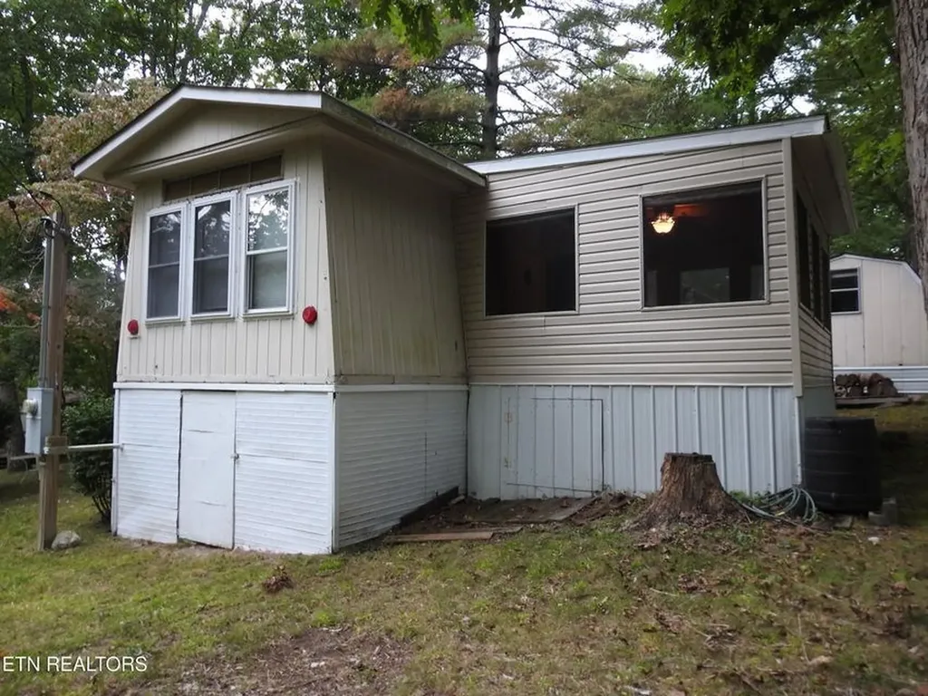 244 Rugby Road Crossville TN 38558-6347