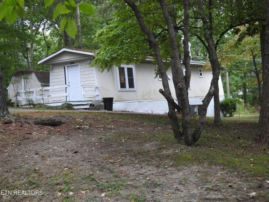 244 Rugby Road Crossville TN 38558-6347