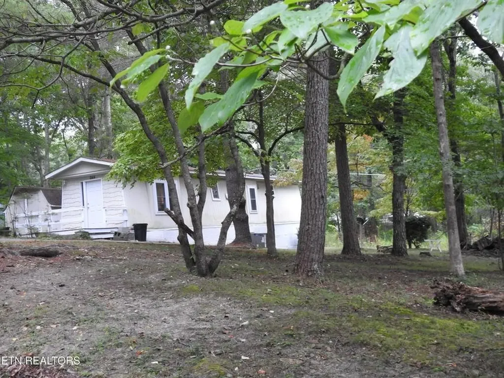 244 Rugby Road Crossville TN 38558-6347