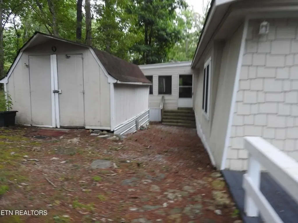 244 Rugby Road Crossville TN 38558-6347