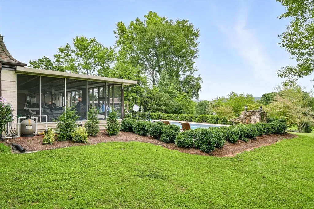 548 Turntable Road Sparta TN 38583