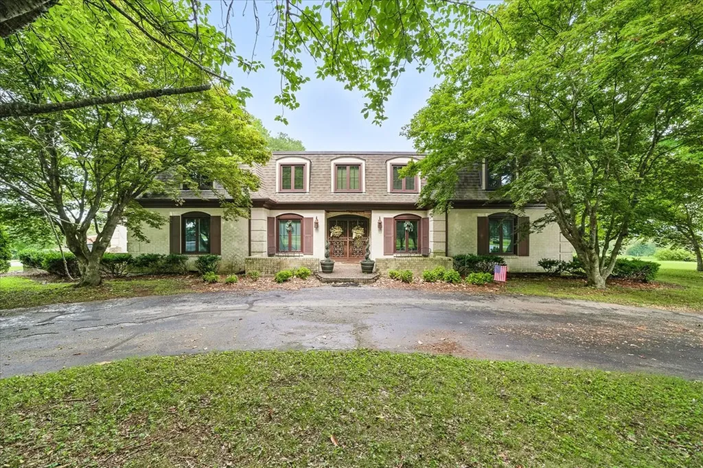 548 Turntable Road Sparta TN 38583