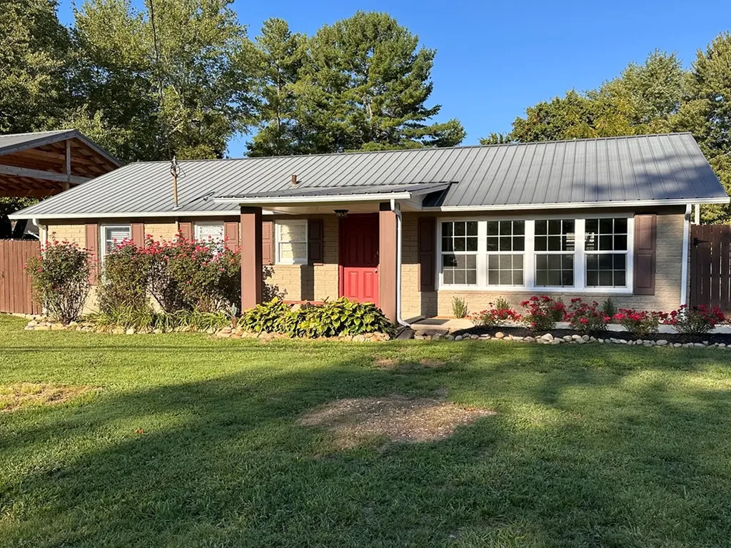 Jamestown TN 38556
