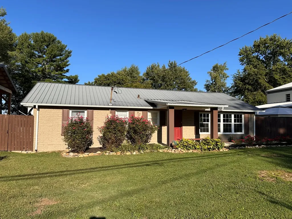 Jamestown TN 38556