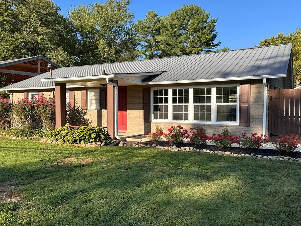 Jamestown TN 38556