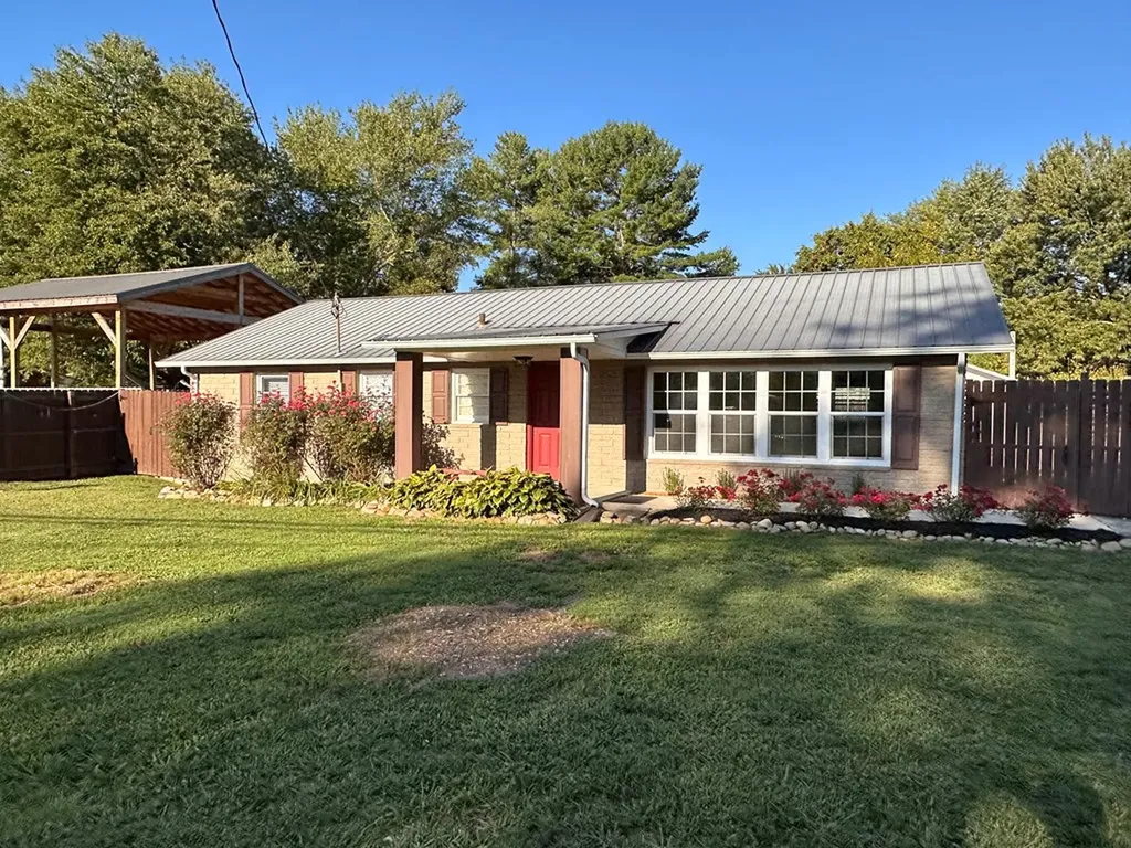 Jamestown TN 38556