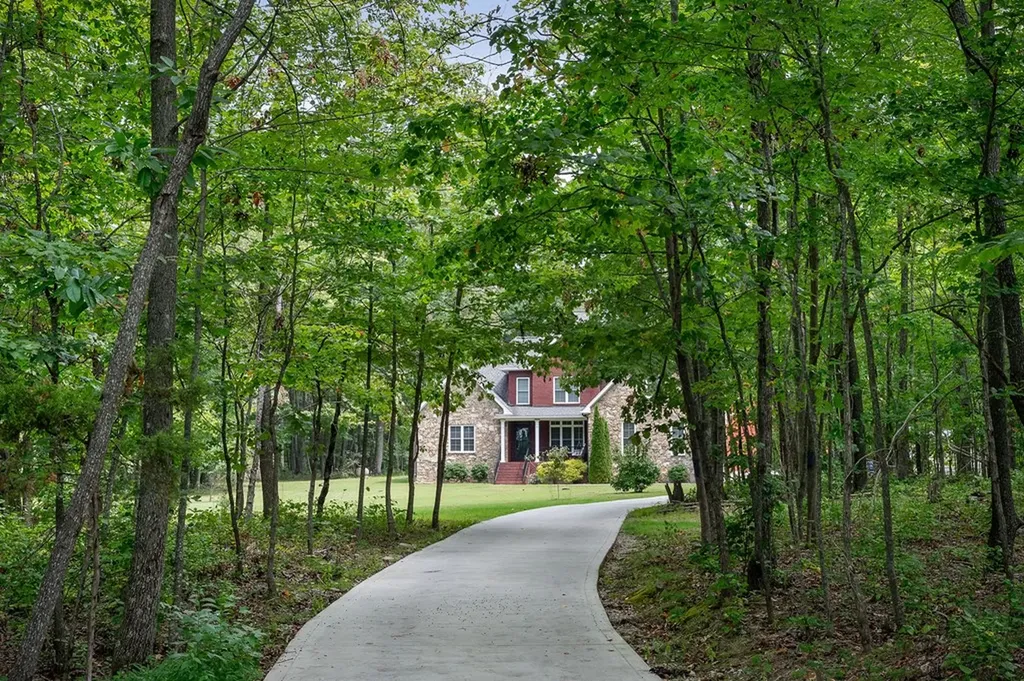 1080 Brotherton Drive Cookeville TN 38506