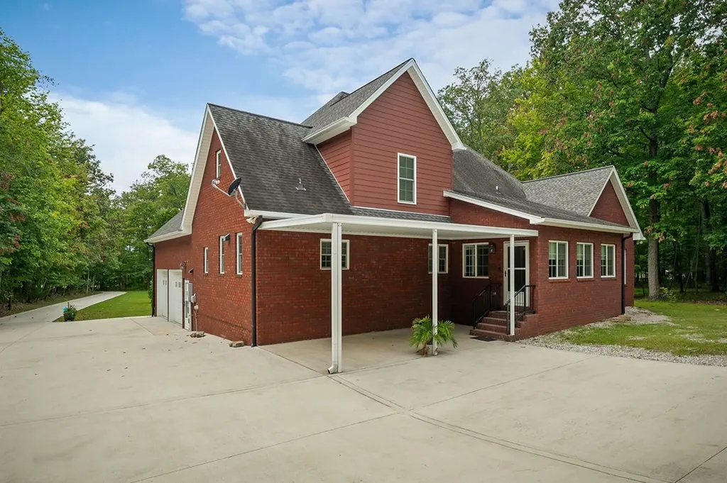 1080 Brotherton Drive Cookeville TN 38506