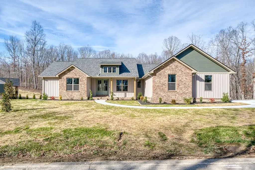1084 Cumberland View Drive Crossville TN 38571