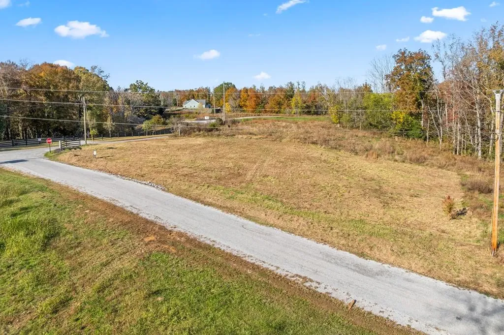 Lot 42 S Peninsulas Edge Drive Smithville TN 37166