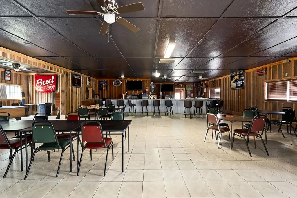 14127 Crossville Highway Sparta TN 38583