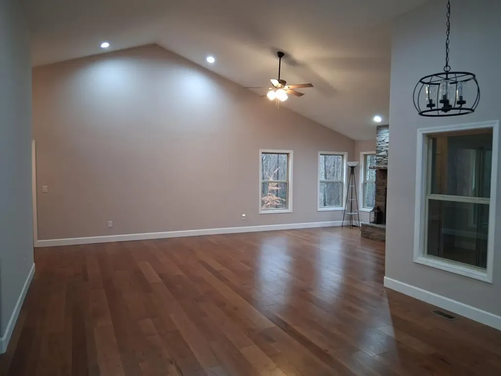 373 Cumberland Cove Road Monterey TN 38574