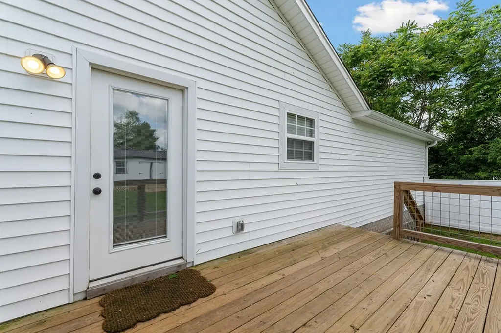 7959 Monterey Highway Sparta TN 38583