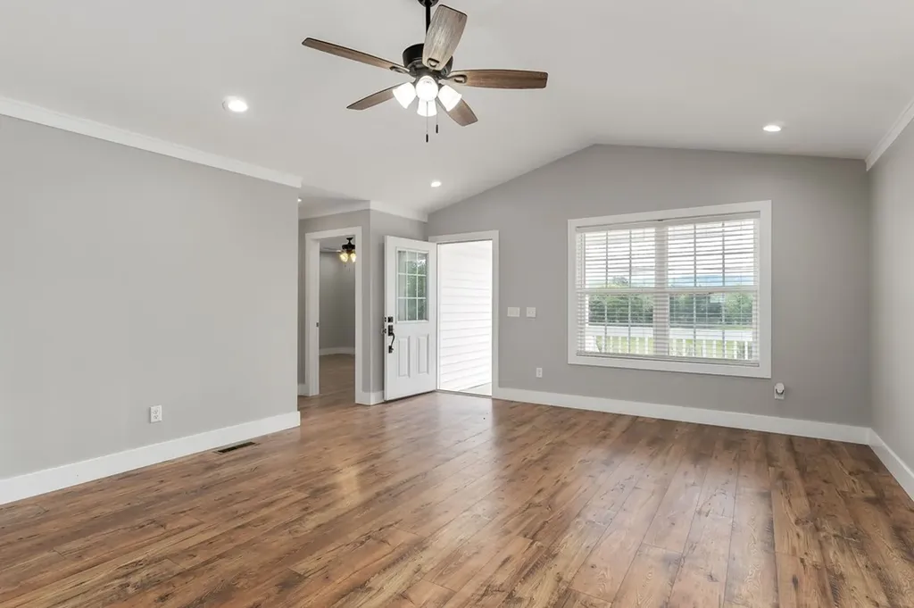 7959 Monterey Highway Sparta TN 38583