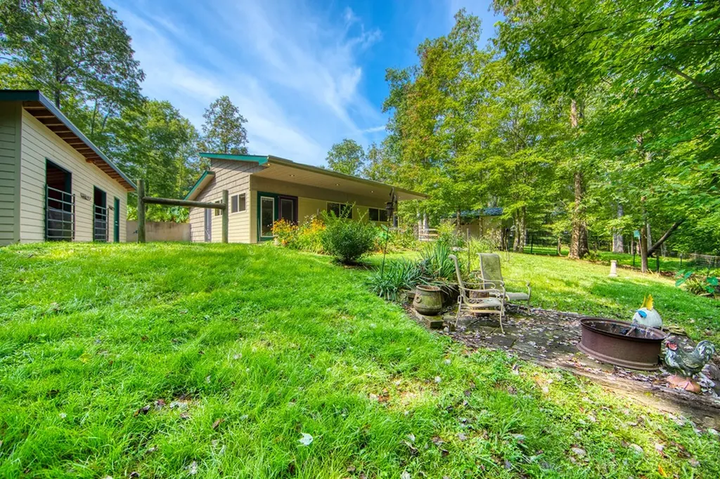 326 Goad Mill Lane Allardt TN 38504