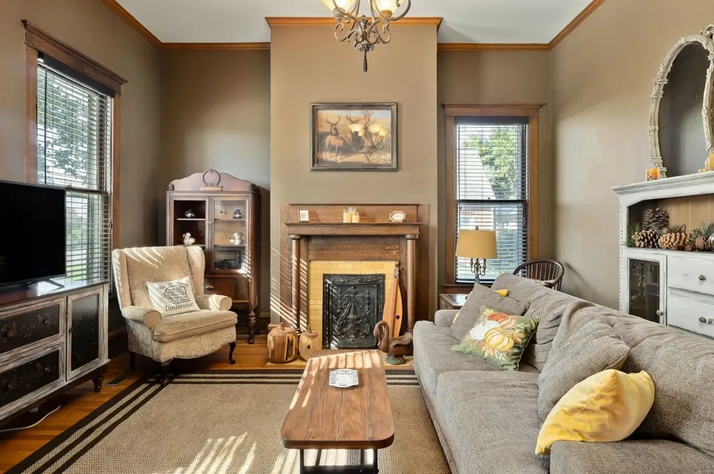 215 W. Sparta Street Mcminnville TN 37110