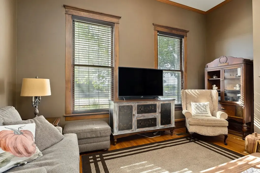 215 W. Sparta Street Mcminnville TN 37110