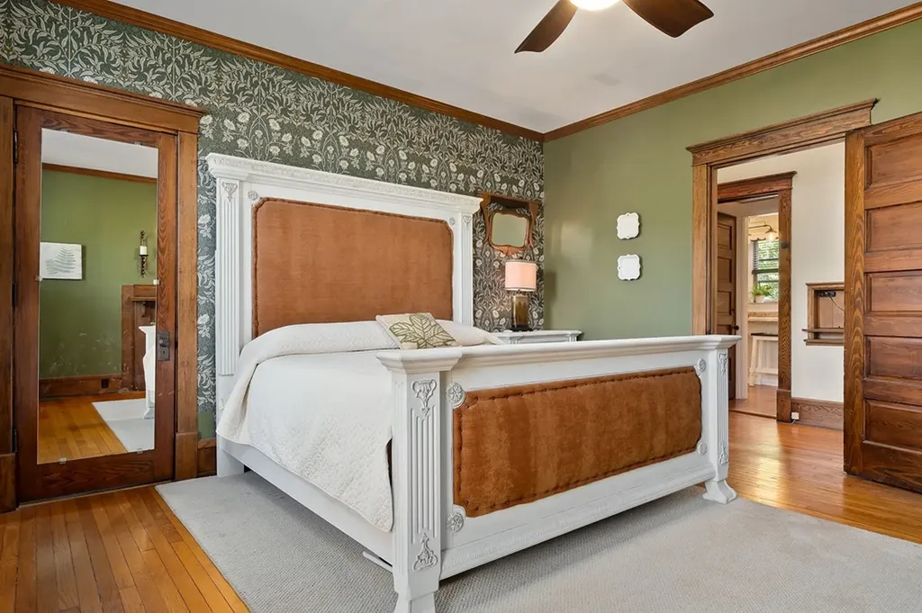 215 W. Sparta Street Mcminnville TN 37110