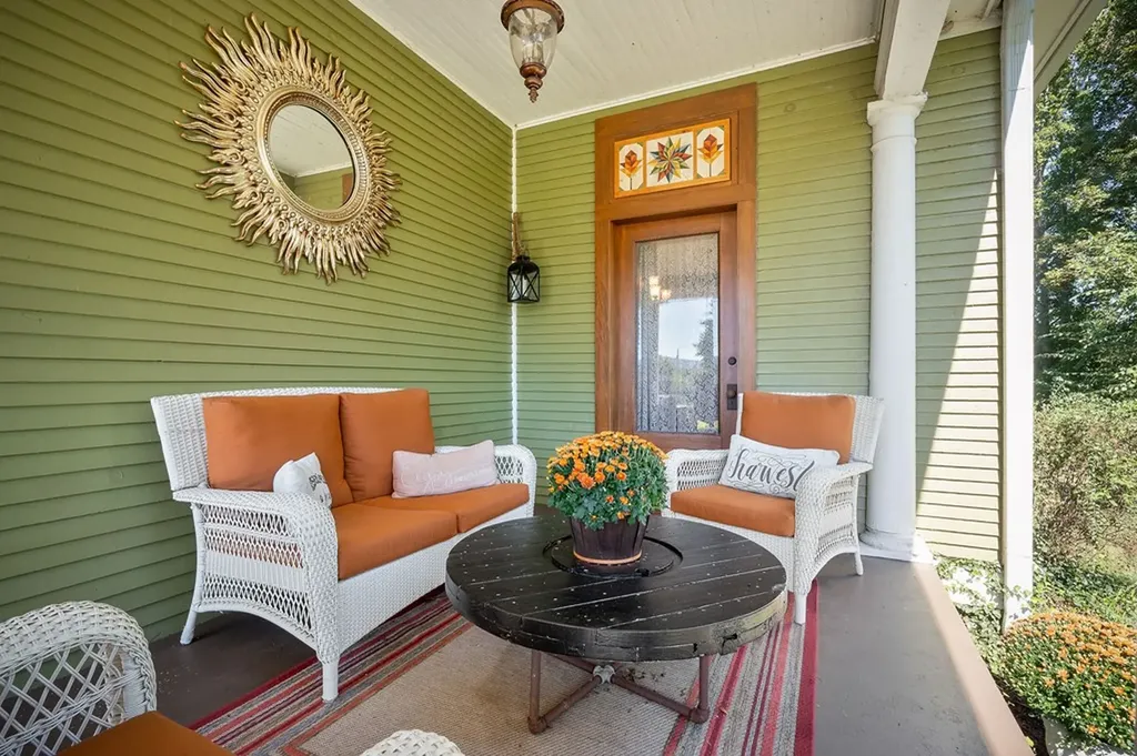 215 W. Sparta Street Mcminnville TN 37110