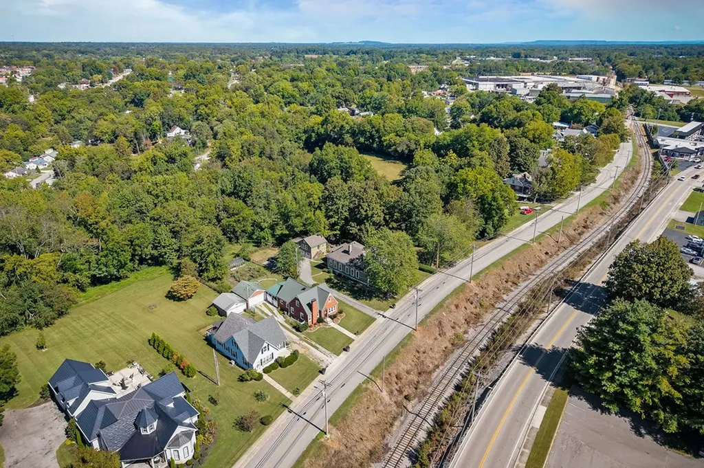 215 W. Sparta Street Mcminnville TN 37110